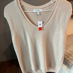 Banana Republic Beige Knit Sleeveless sweater small